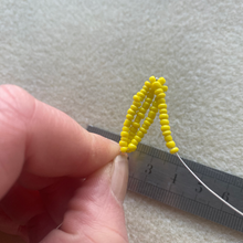 Load image into Gallery viewer, Daffodil Beaded Flower Craft Kit - A creative gift idea.