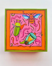 Load image into Gallery viewer, Beautiful Bugs Matchbox