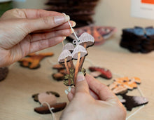 Load image into Gallery viewer, MUSHROOMS OF THE BRITISH ISLES WOODEN GARLAND