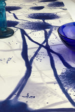 Load image into Gallery viewer, Scatter Table Runner