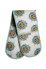 Load image into Gallery viewer, White Passion Flower Double Oven Gloves