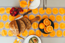 Load image into Gallery viewer, Orange Slice Table Runner