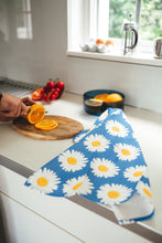 Load image into Gallery viewer, Daisy Tea Towel