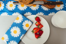 Load image into Gallery viewer, Daisy Napkin