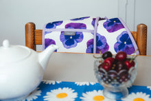 Load image into Gallery viewer, Pansy Double Oven Gloves
