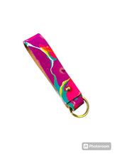 Load image into Gallery viewer, DIY Kit - Marble Your Own Keyring
