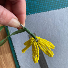 Load image into Gallery viewer, Rudbeckia Flower Bead Craft Kit -A creative gift idea.
