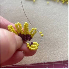 Load image into Gallery viewer, Beaded Flower Craft Kit - Pansy. A creative gift idea.
