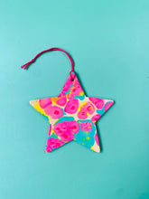 Load image into Gallery viewer, DIY Kit - Marble Your Own Star Decoration
