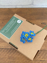 Load image into Gallery viewer, Beaded Flower Craft Kit - Forget Me Not. A creative gift idea.
