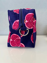 Load image into Gallery viewer, Velvet Box Bag
