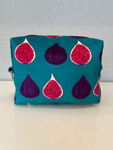 Load image into Gallery viewer, Velvet Box Bag
