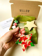 Load image into Gallery viewer, DIY Kit - Marble Your Own Star Decoration
