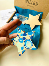 Load image into Gallery viewer, DIY Kit - Marble Your Own Star Decoration
