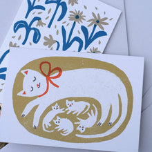 Load image into Gallery viewer, Cat and Kittens A6 Card
